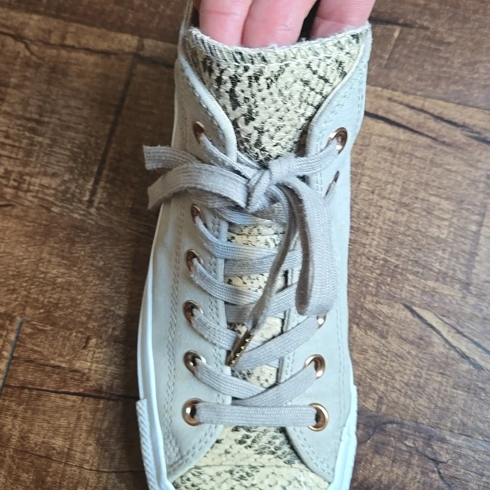 Converse Chuck Taylor All Star Hi-Top Sneakers – Papyrus/White/Dolphin Snakeskin - Picture 7 of 7